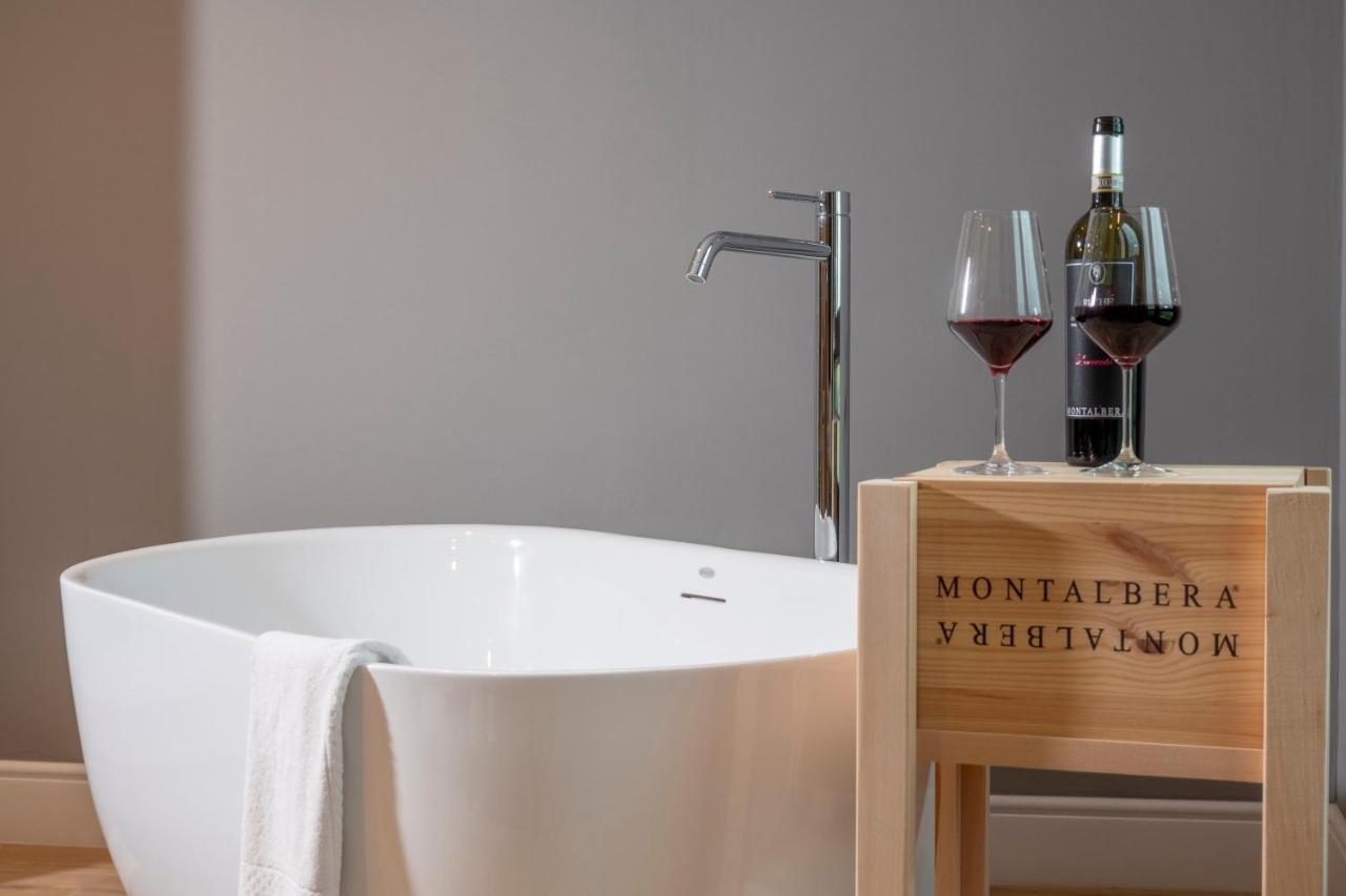 Montalbera Wine Suites Montemagno  Esterno foto